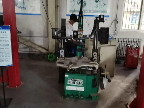 青春奉獻展風采，志愿服務踐初心——車輛工程學院開展建黨百年百場志愿服務之校園清掃活動